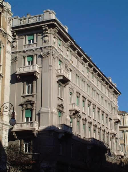 Battisti *